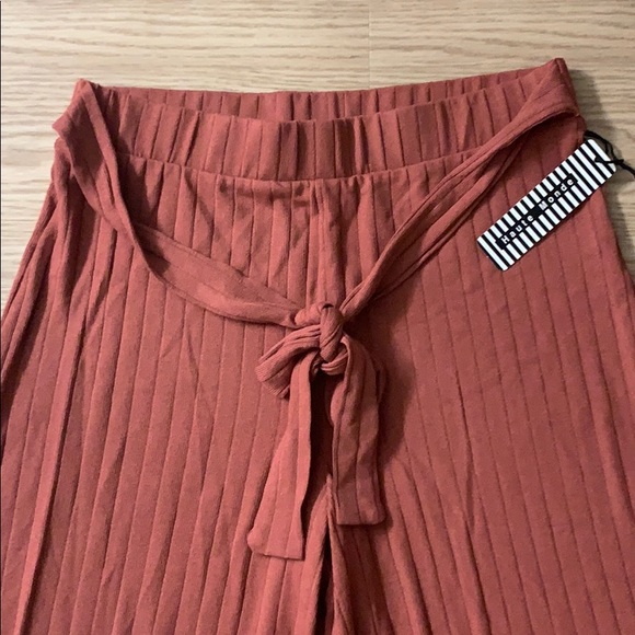 Burnt orange/ corral parachute pants - Picture 2 of 3